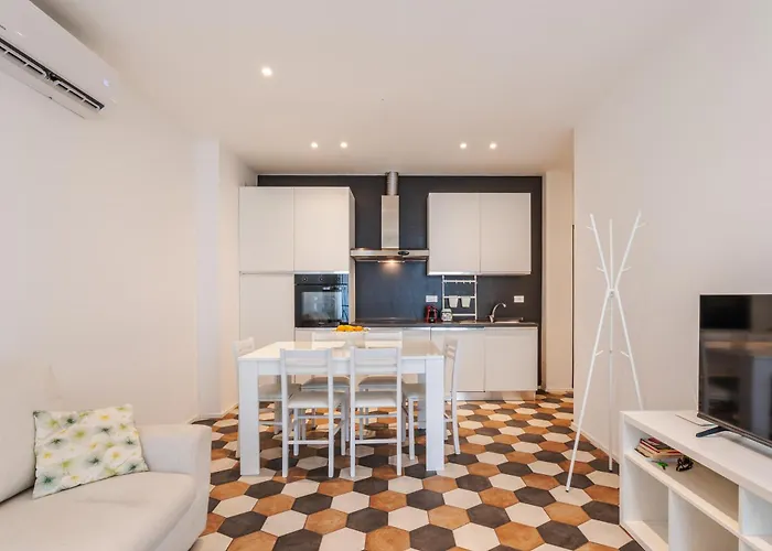 Ippolito - Free Wifi & Air Conditioning Апартаменты *